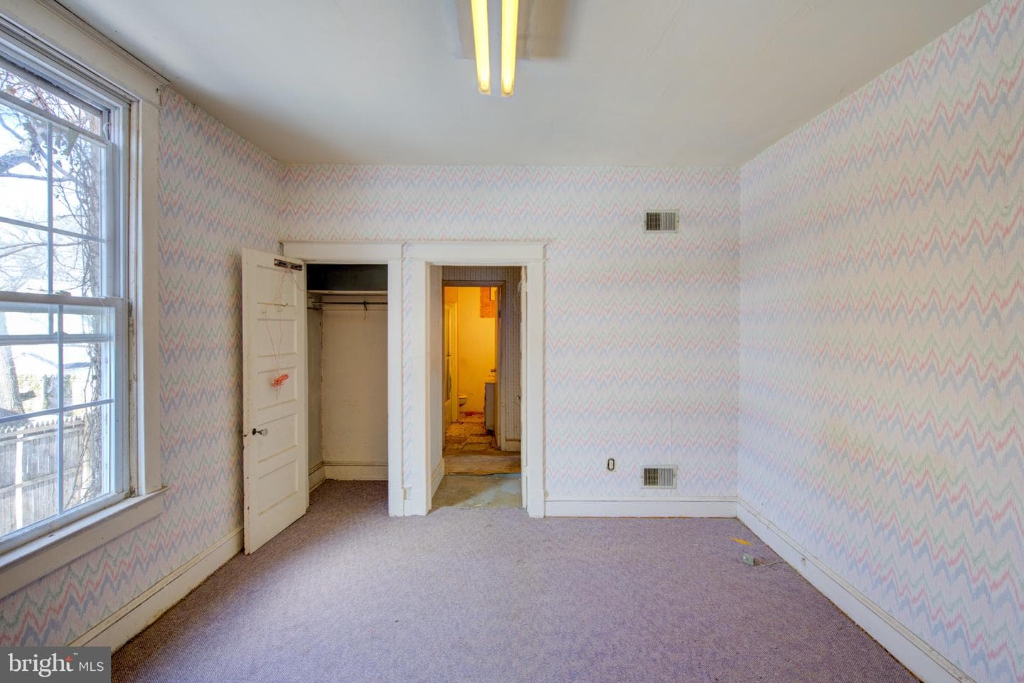 3922 Nicholson Street photo 4