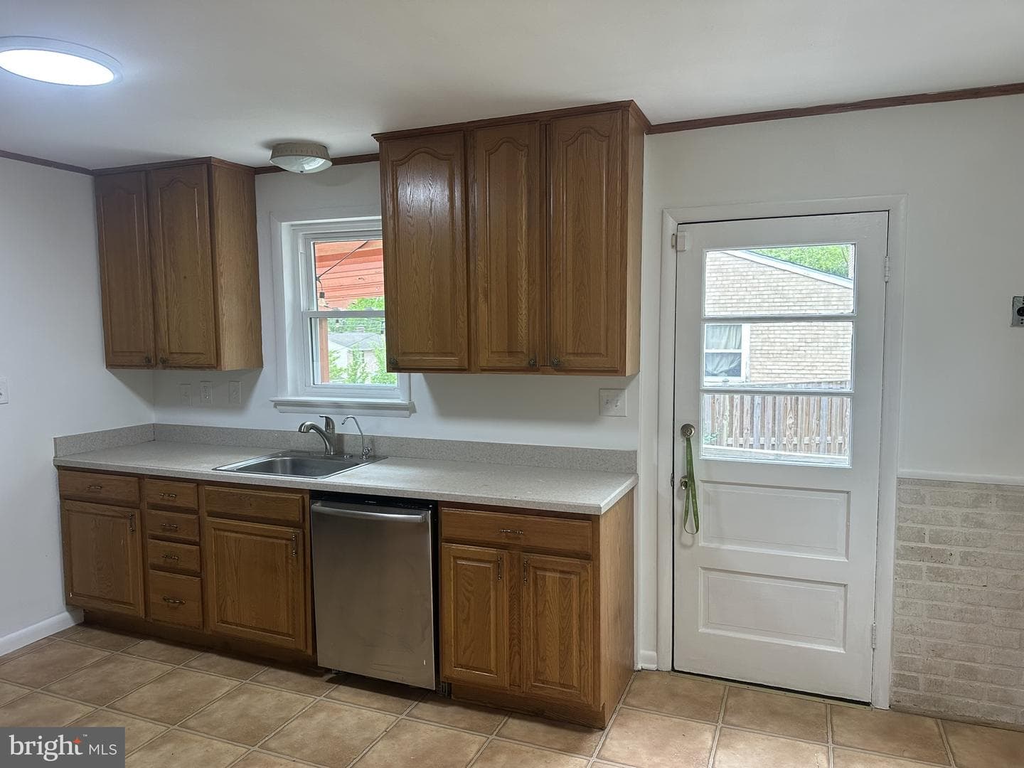 4608 Marie Street photo 4