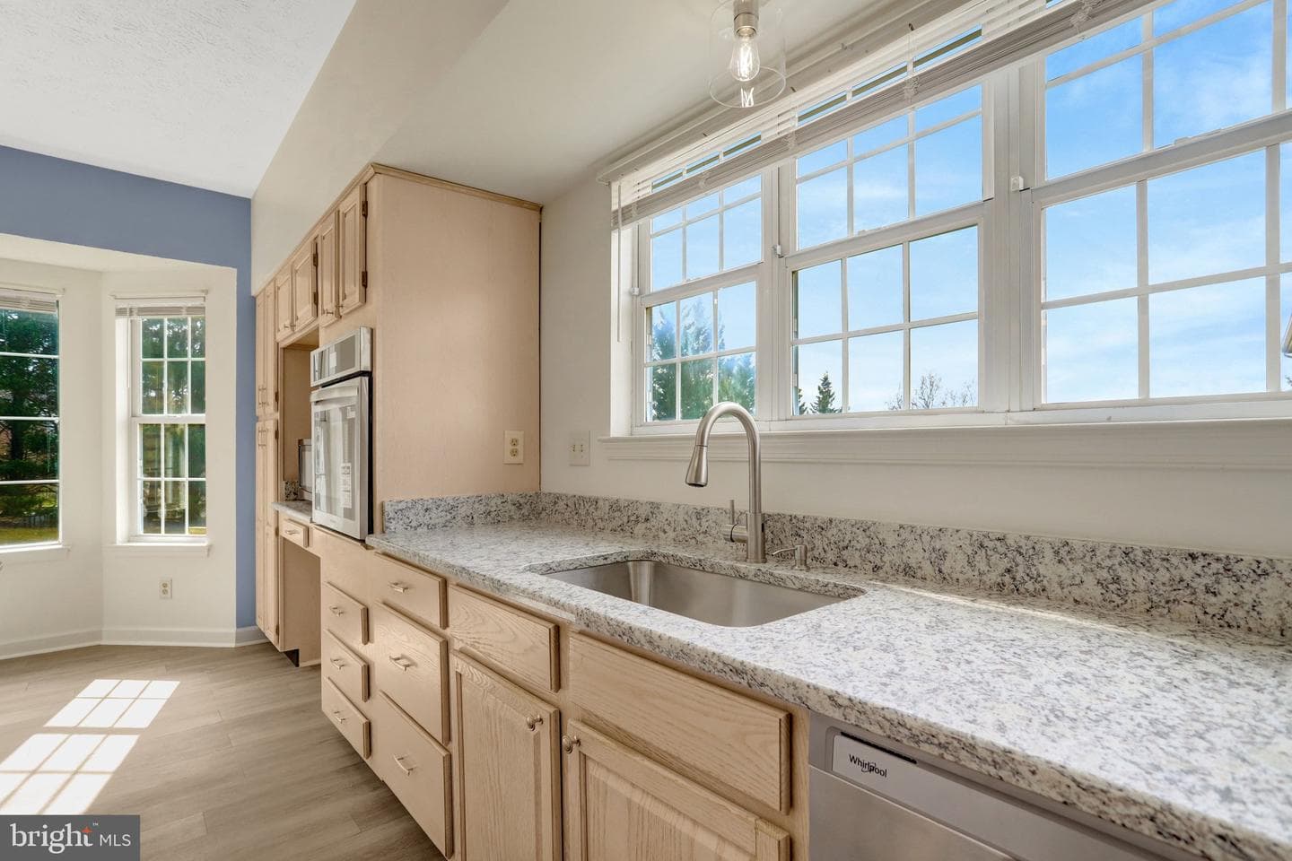 1407 Aragona Boulevard photo 20