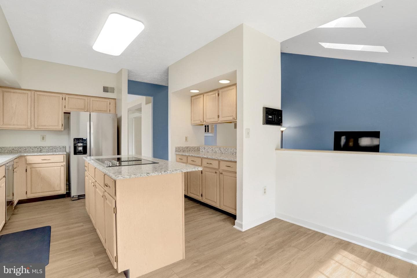 1407 Aragona Boulevard photo 26