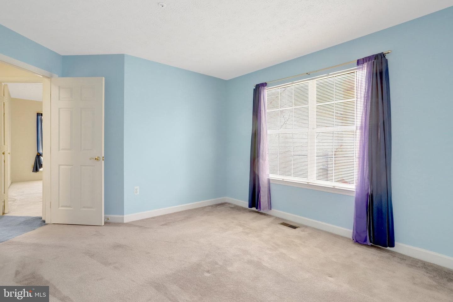 1407 Aragona Boulevard photo 50