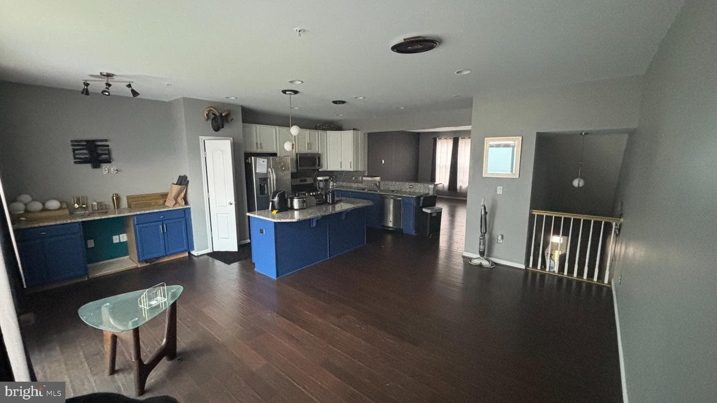 4804 Forest Pine Drive photo 2