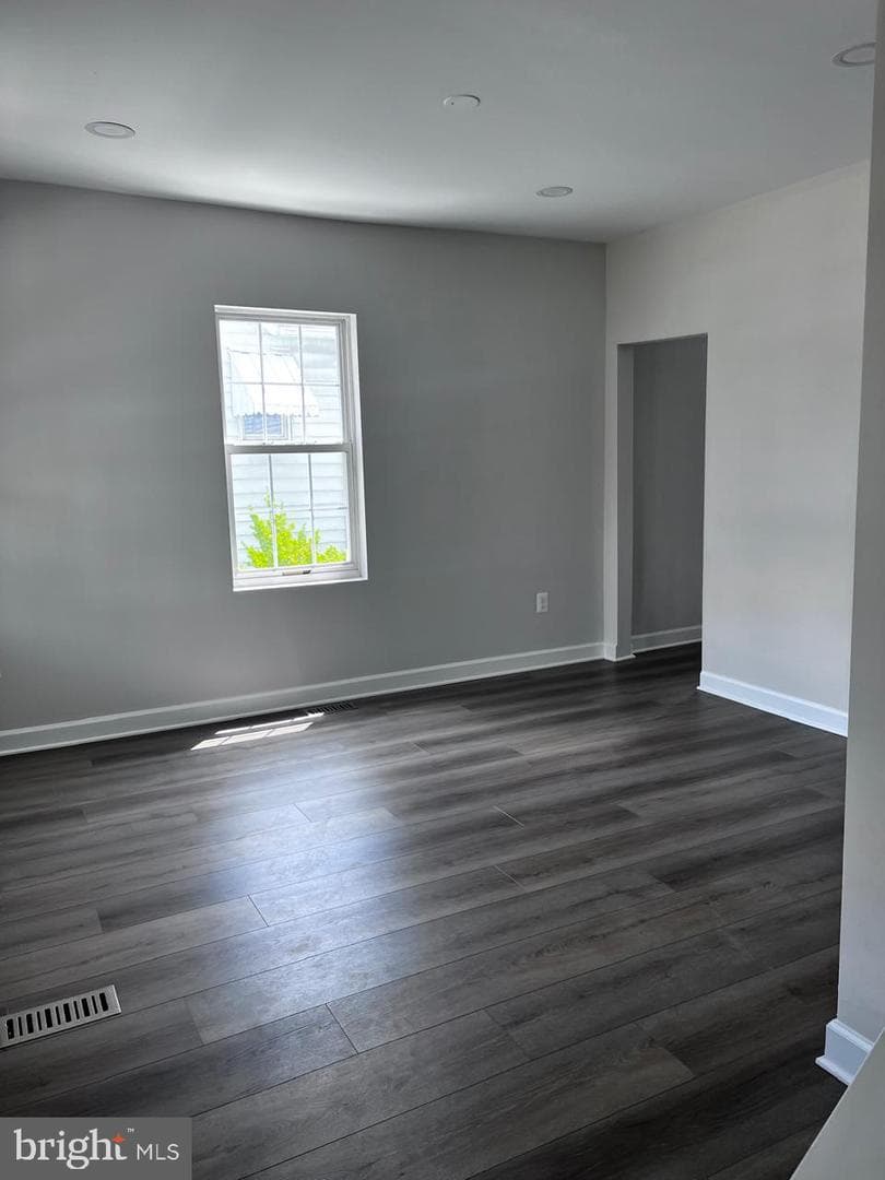 708 59th Avenue photo 10