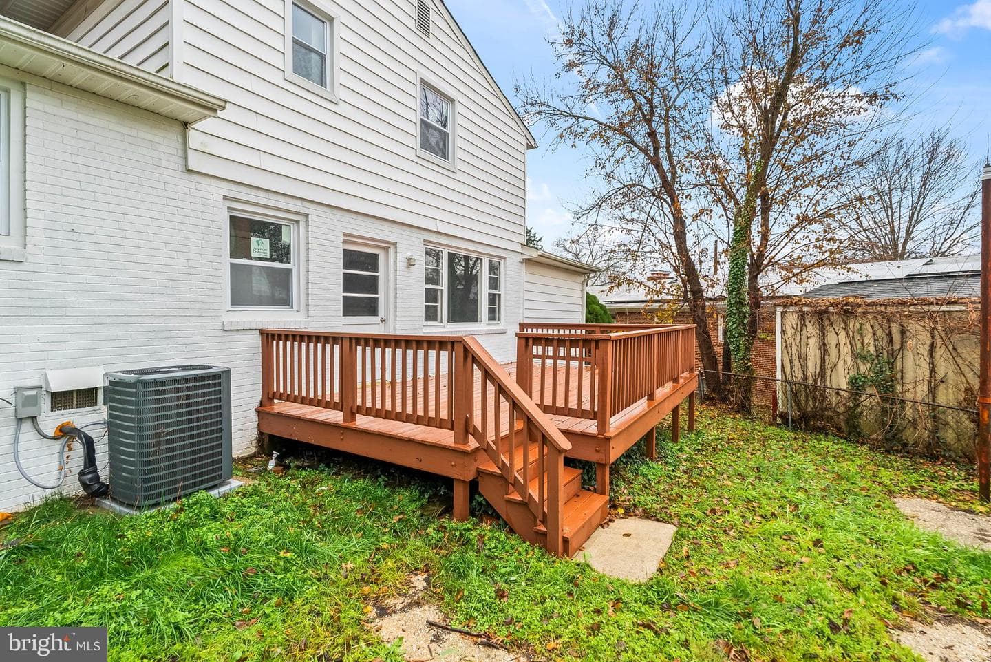 4302 Henderson Road photo 30