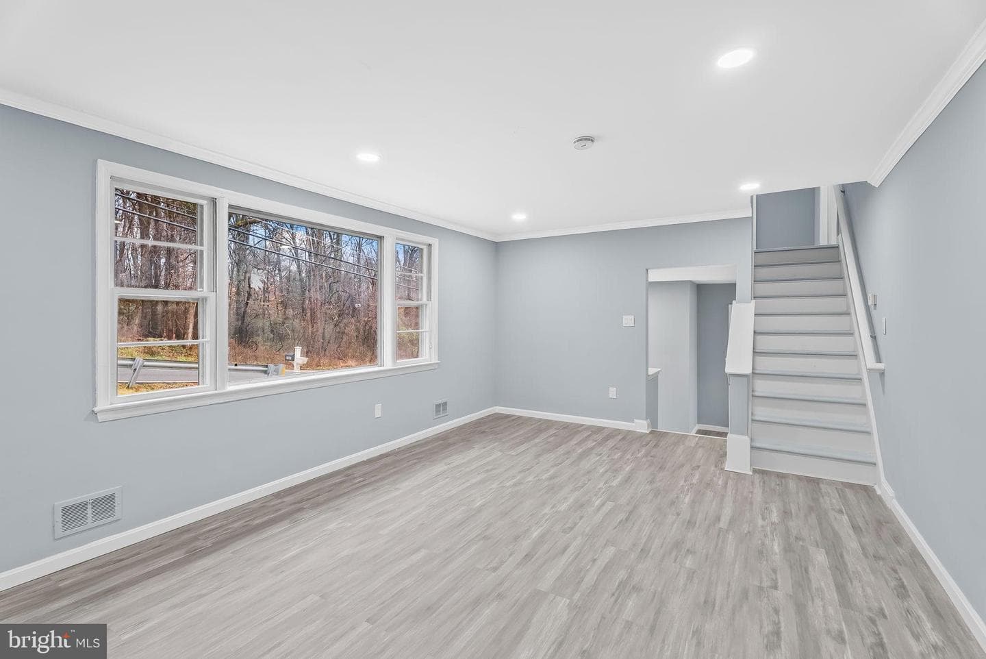 4302 Henderson Road photo 6