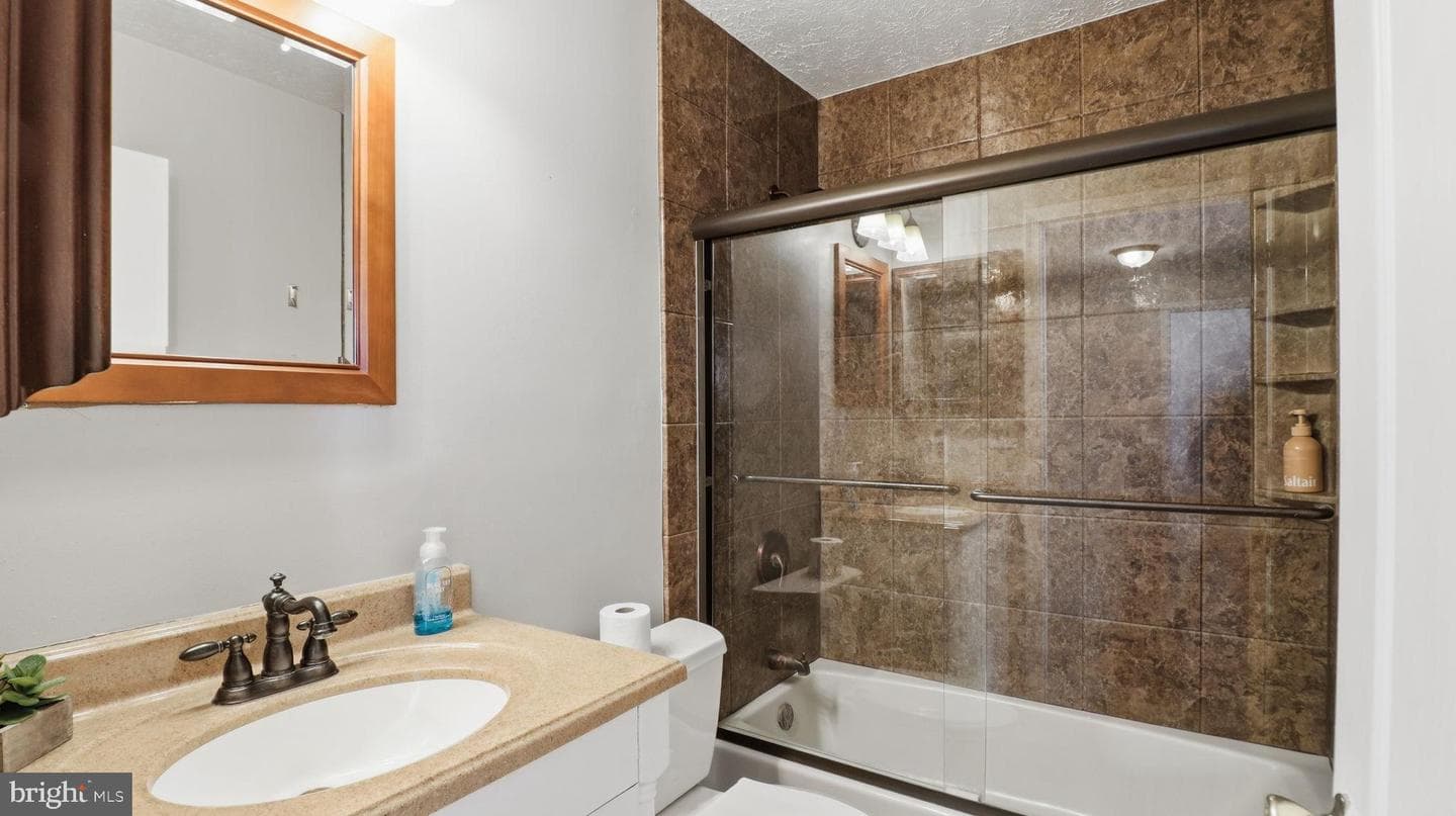 7105 Friendship Road photo 22
