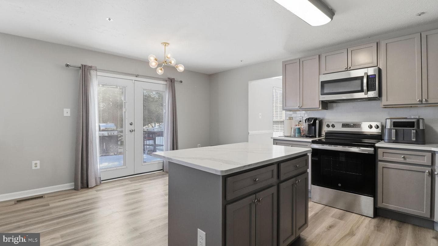 7105 Friendship Road photo 33