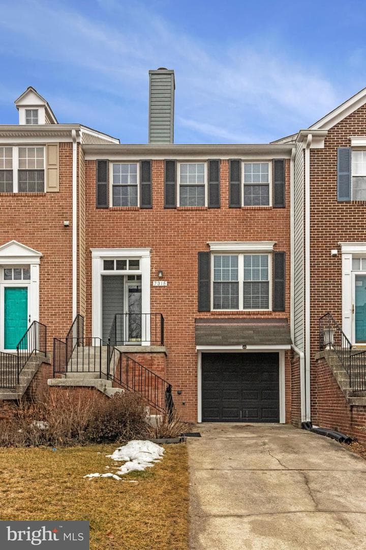 7315 Sunrise Court photo 3