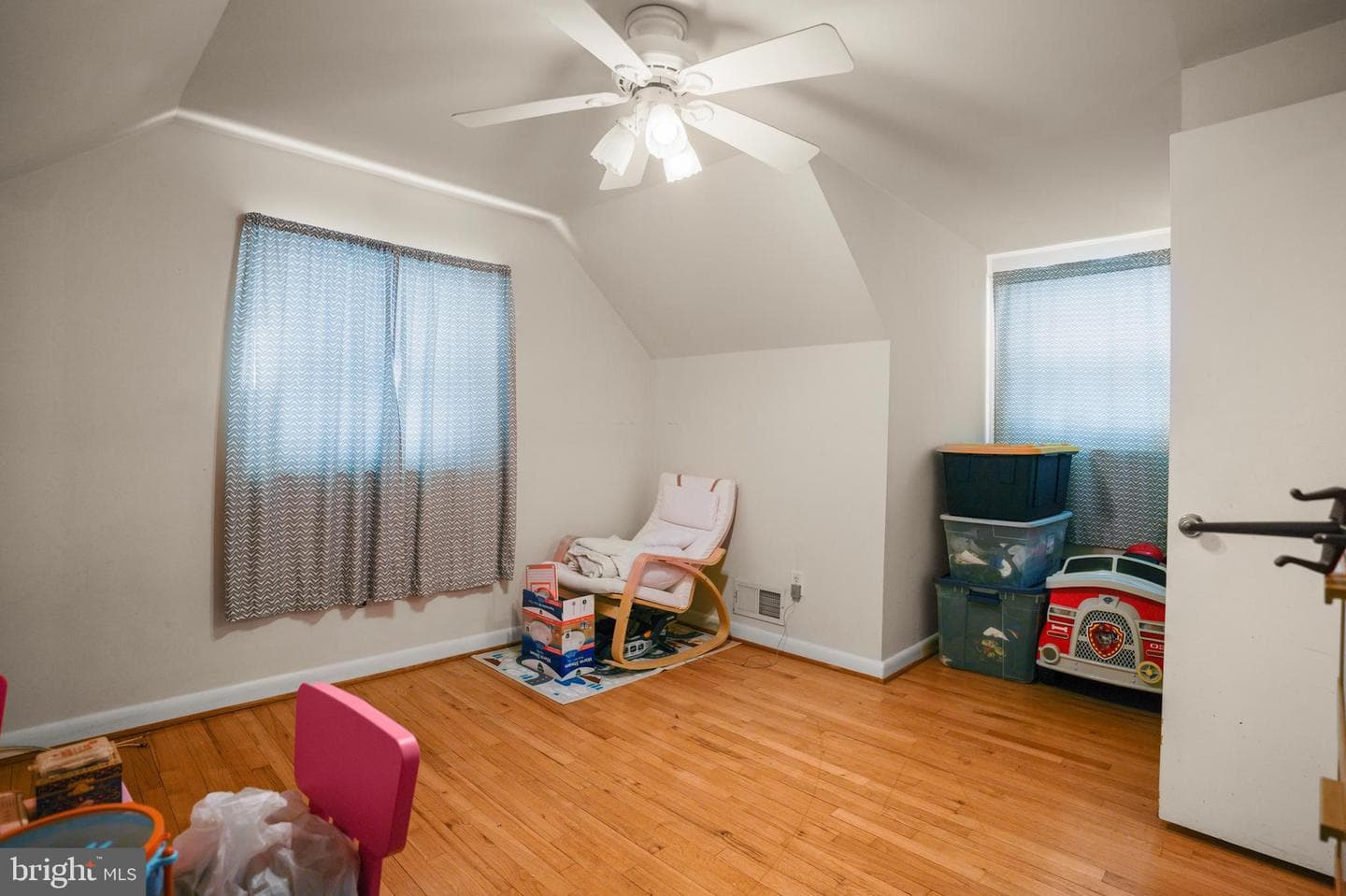 1202 Marton Street photo 29