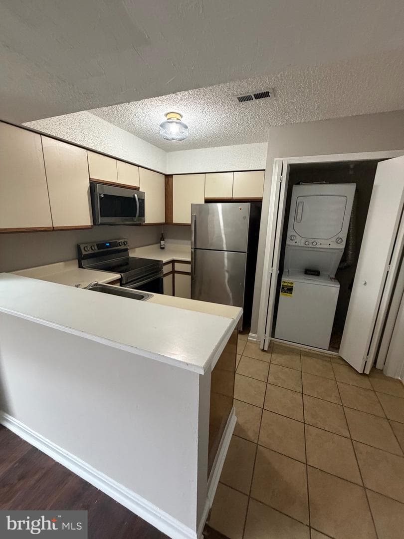 14113 William Street #17-C photo 10