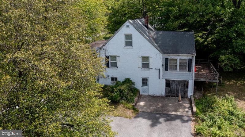 12111 Daisy Lane