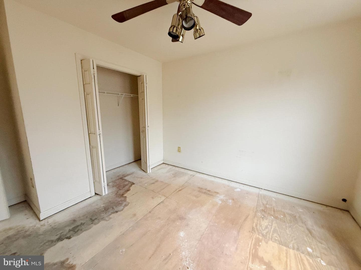 8210 Birdsong Drive photo 9