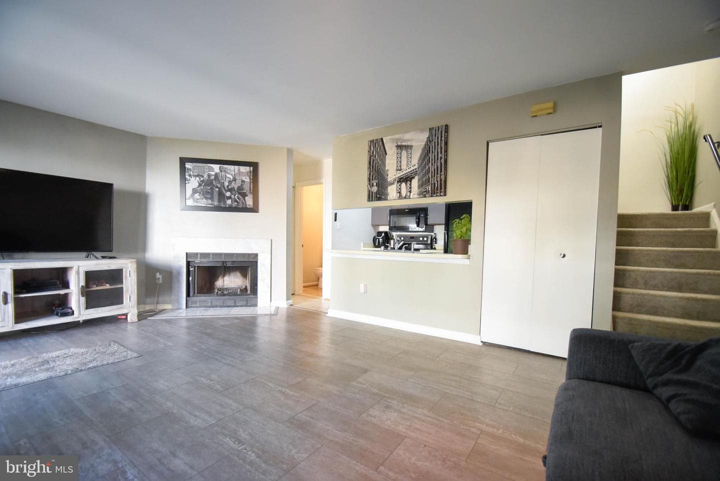 14320 S Shore Court photo 8