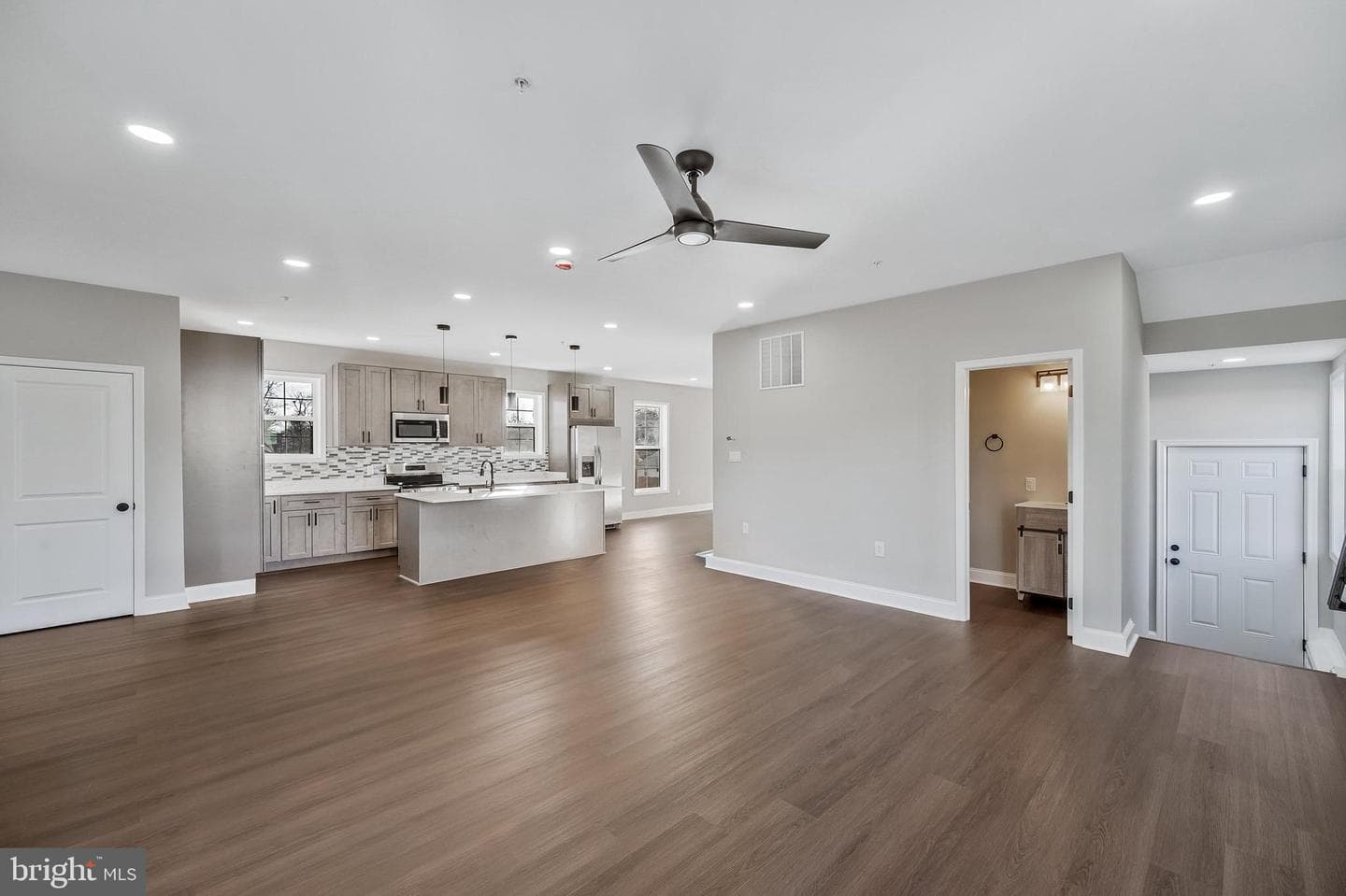 9208 4th Street photo 12