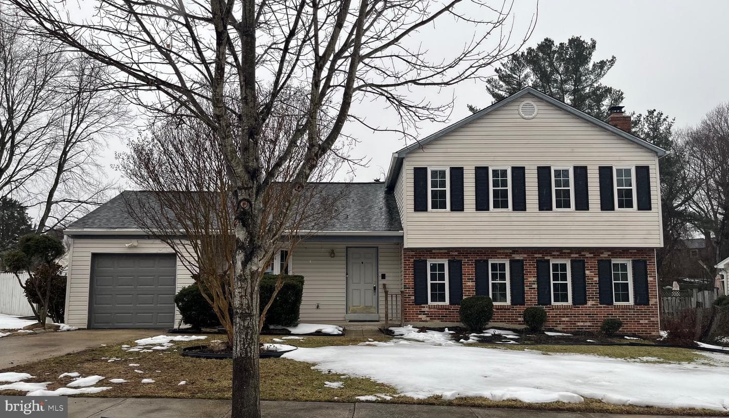 9005 Rollingwood