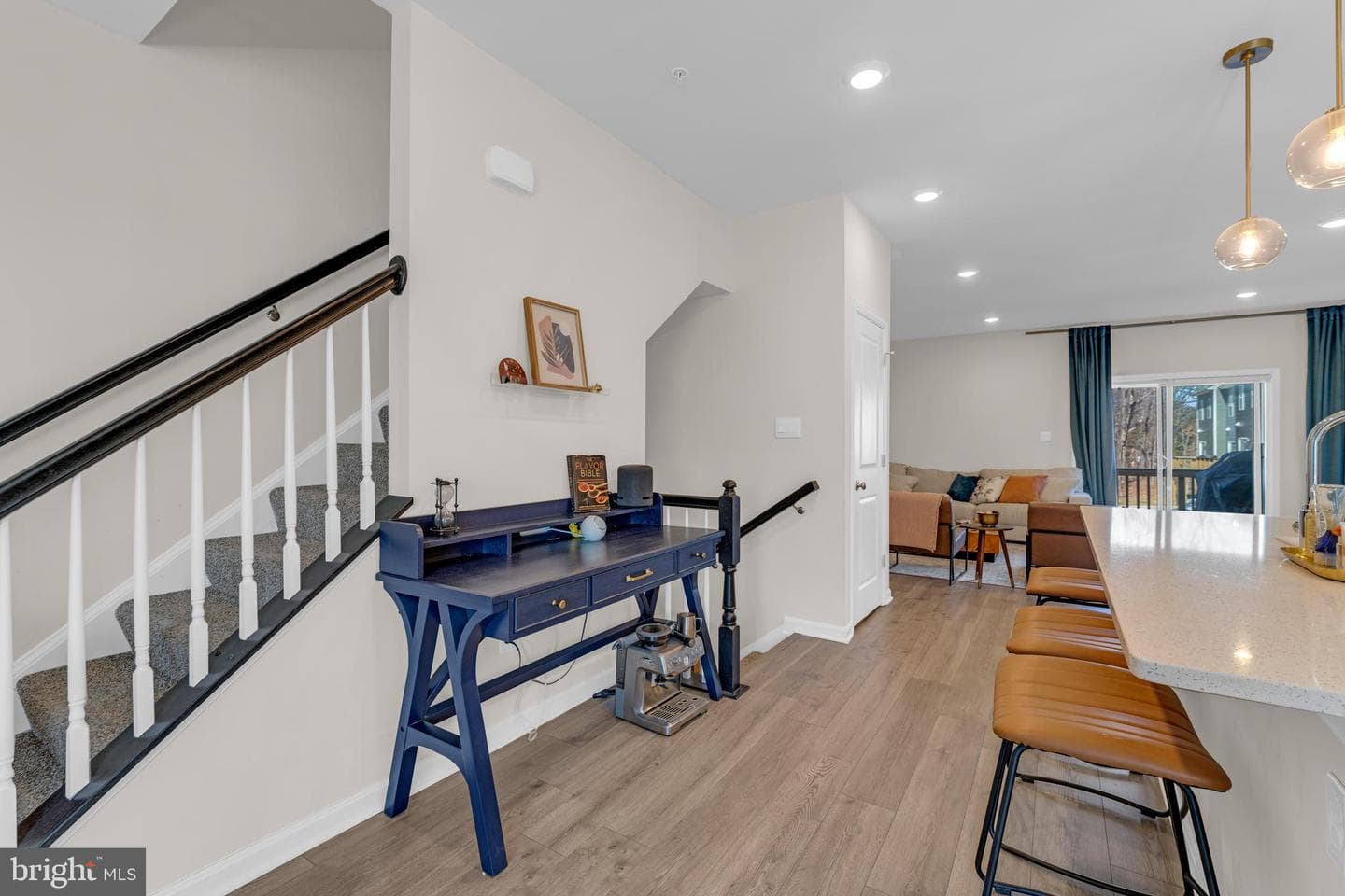 8805 Mimosa Avenue photo 30