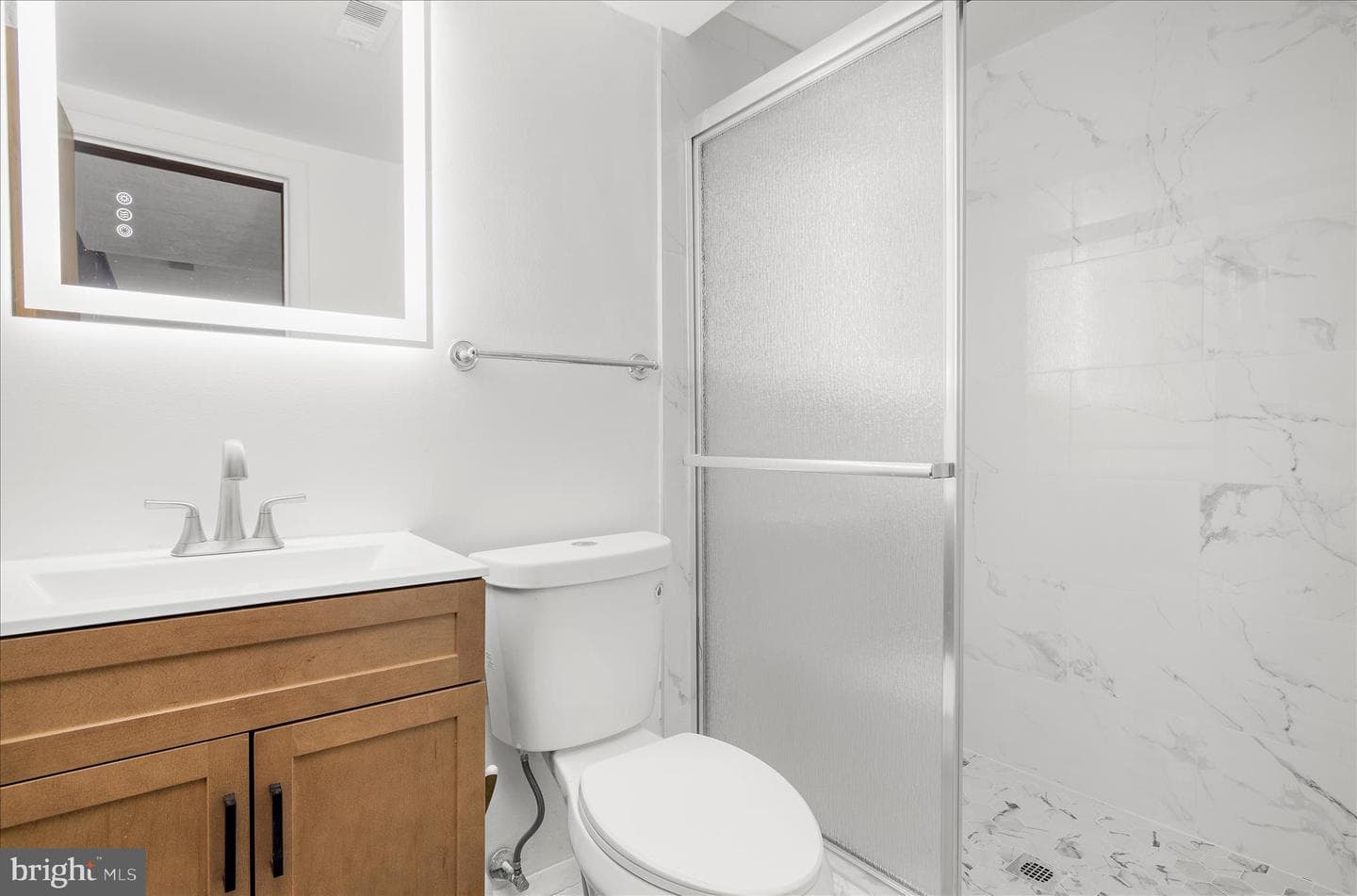 8611 Girard Street photo 35