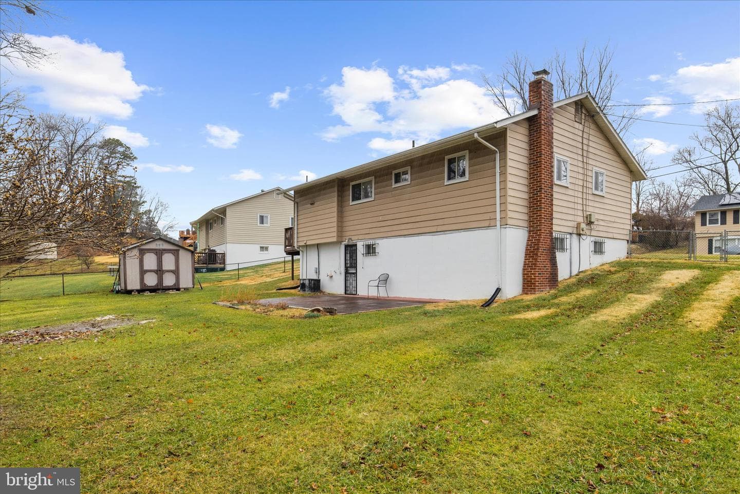 8611 Girard Street photo 45