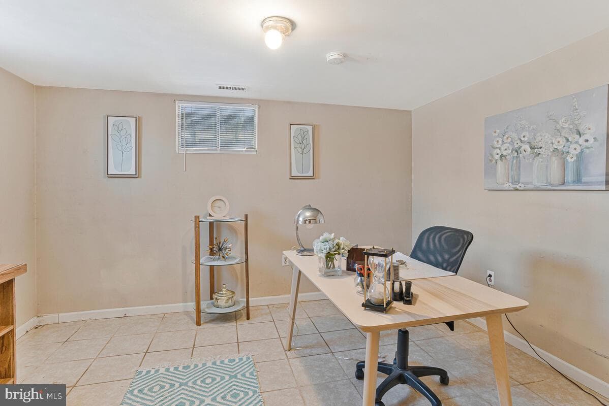 9012 Phyllis Drive photo 27