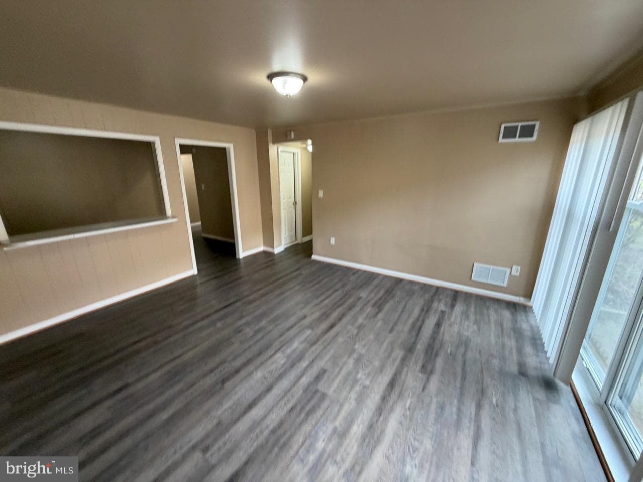 1631 Addison Road S #1631 photo 3