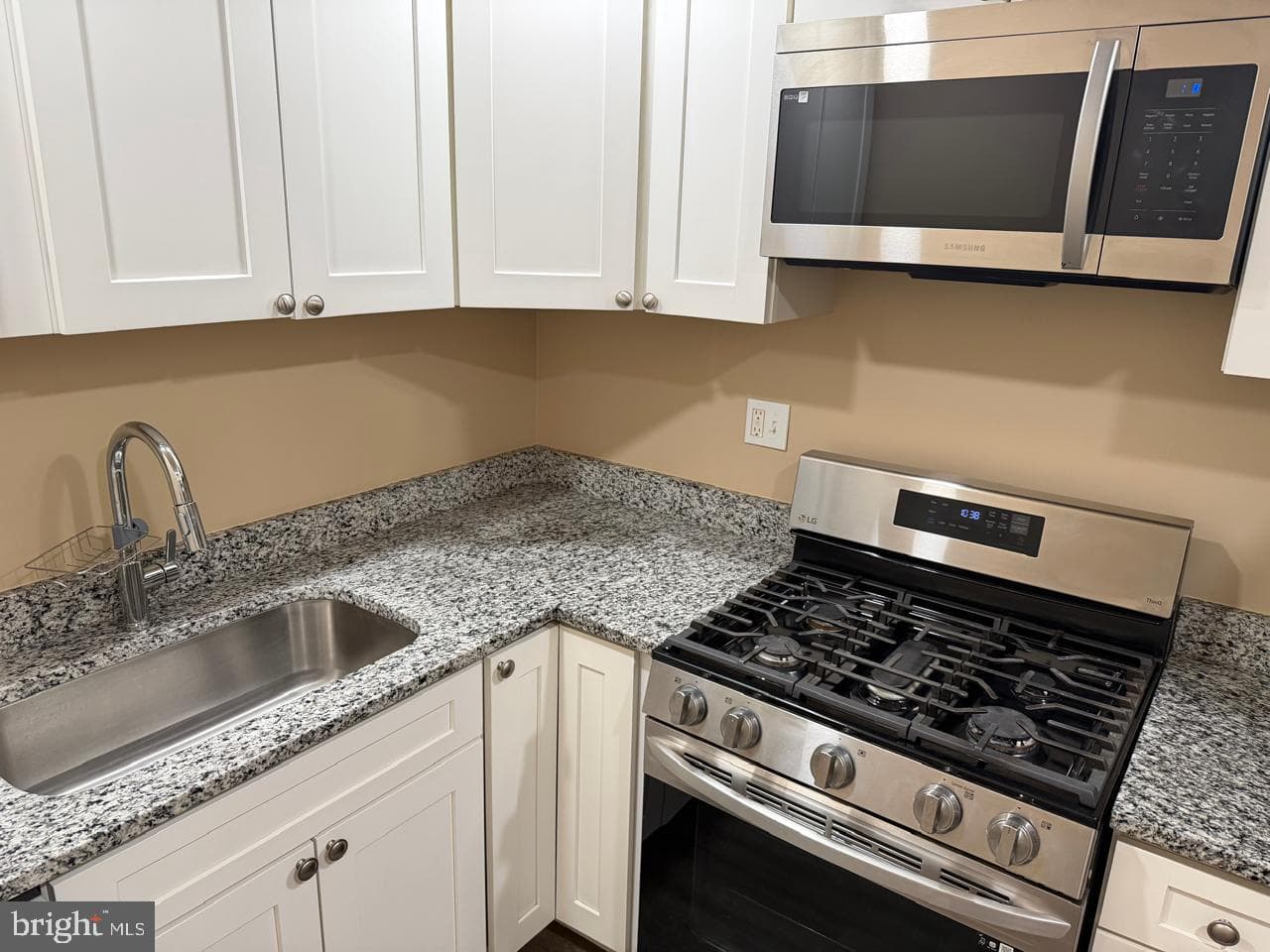 1631 Addison Road S #1631 photo 9