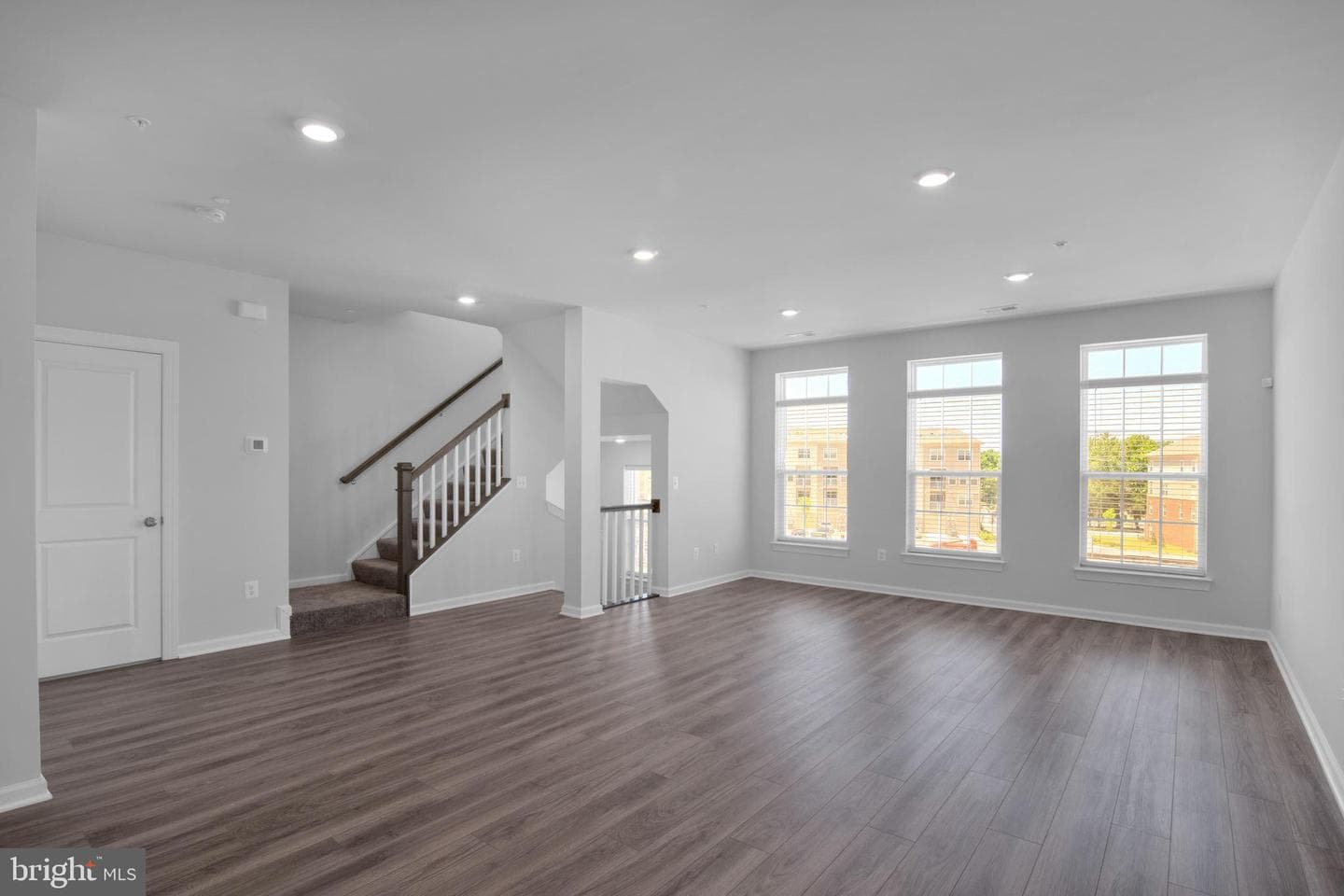 9712 Vang Drive