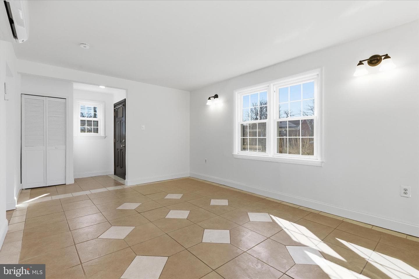 6714 Parkwood Street photo 8