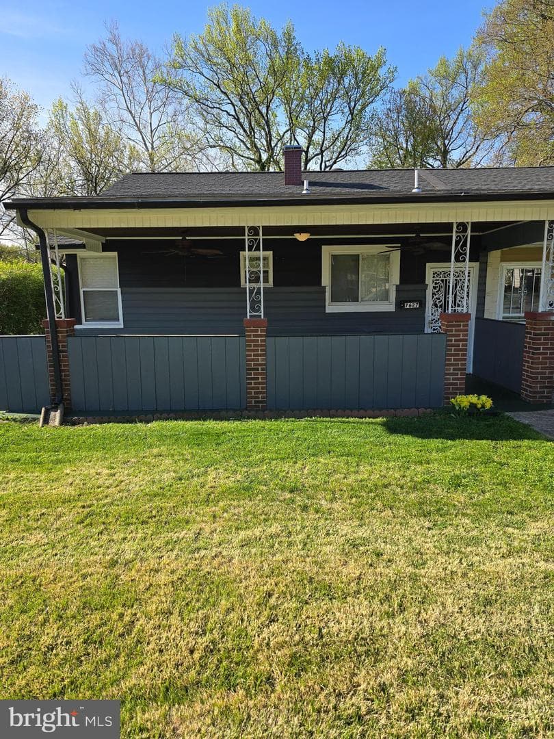 7627 Greenleaf Road photo 43