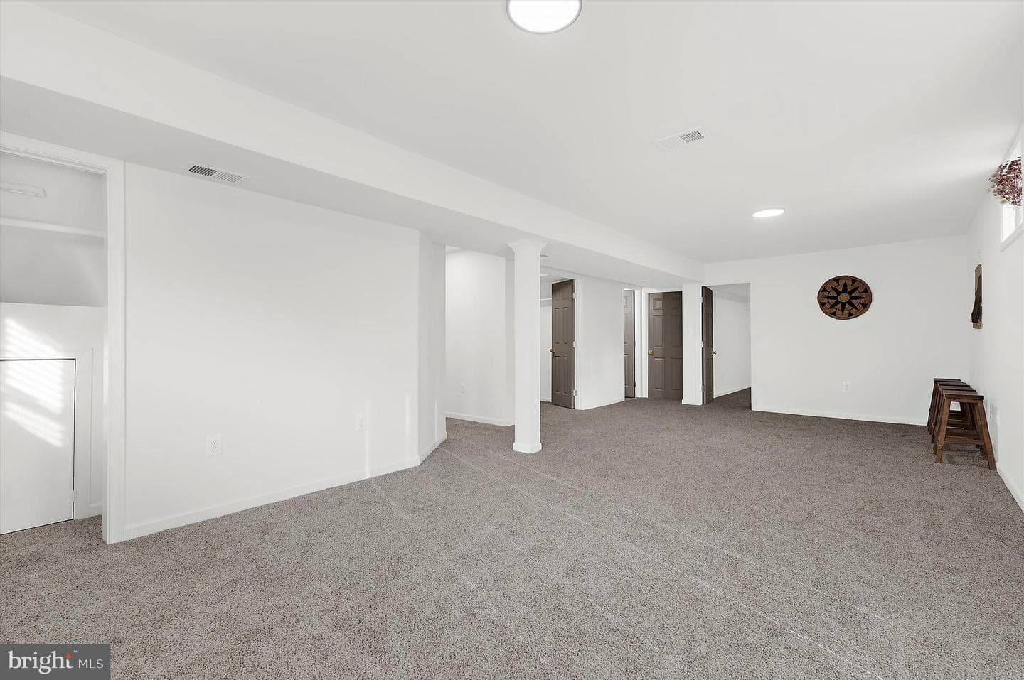 604 Elfin Avenue photo 30