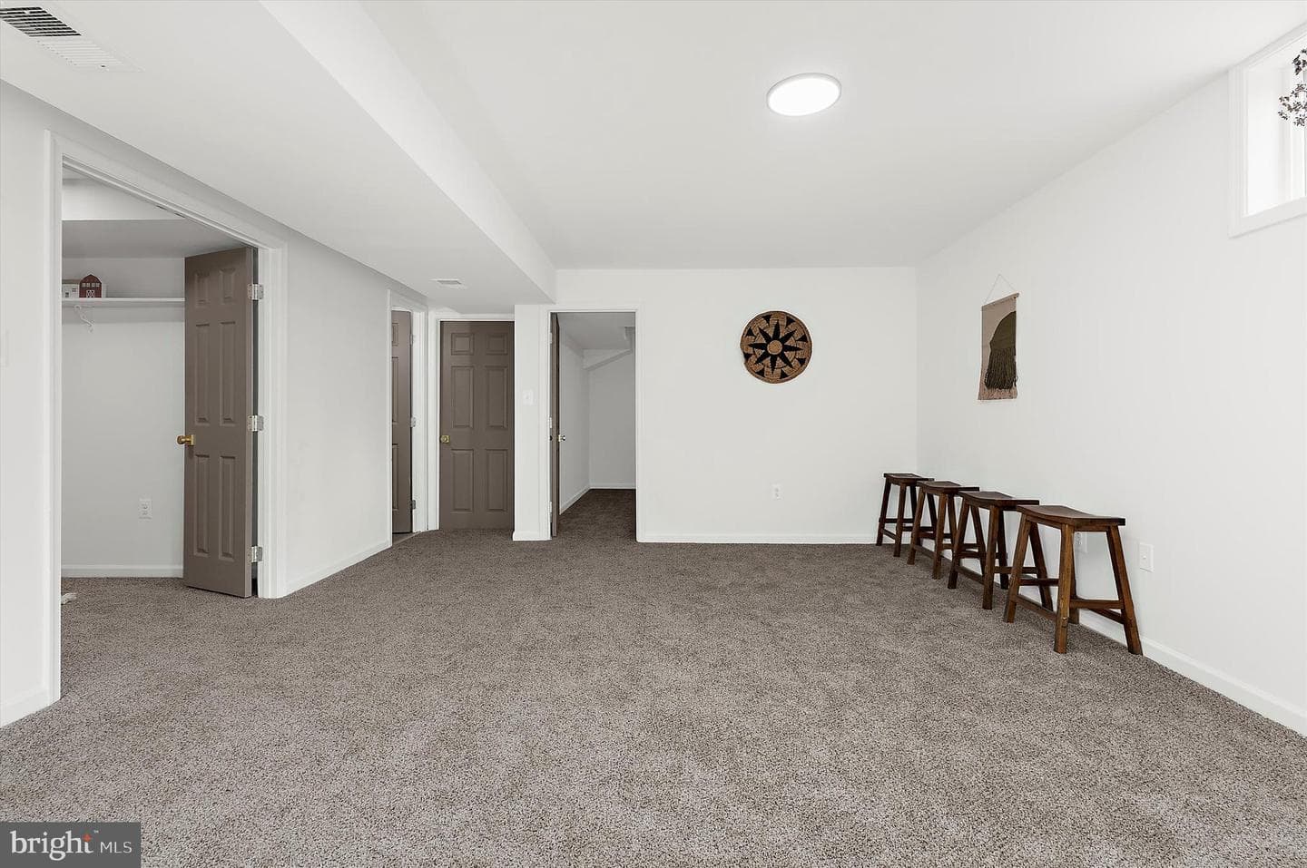 604 Elfin Avenue photo 31