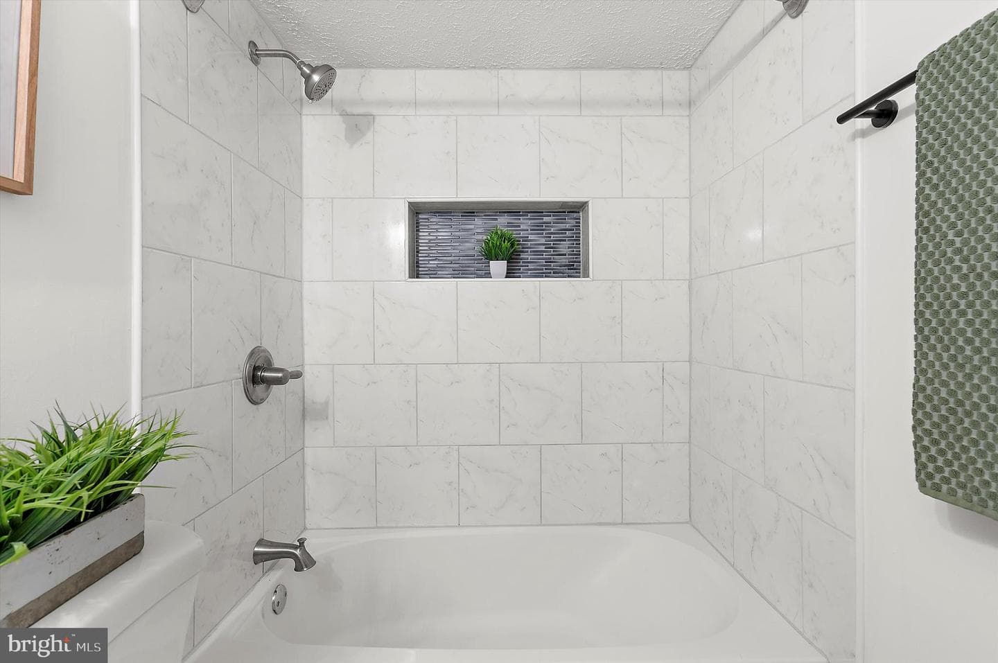 604 Elfin Avenue photo 41