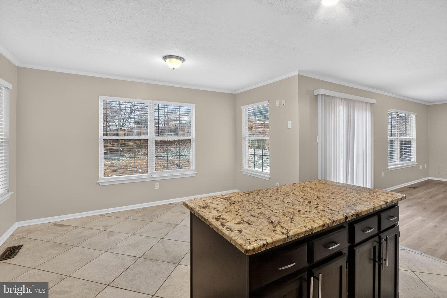 11102 Gunpowder Dr photo 12