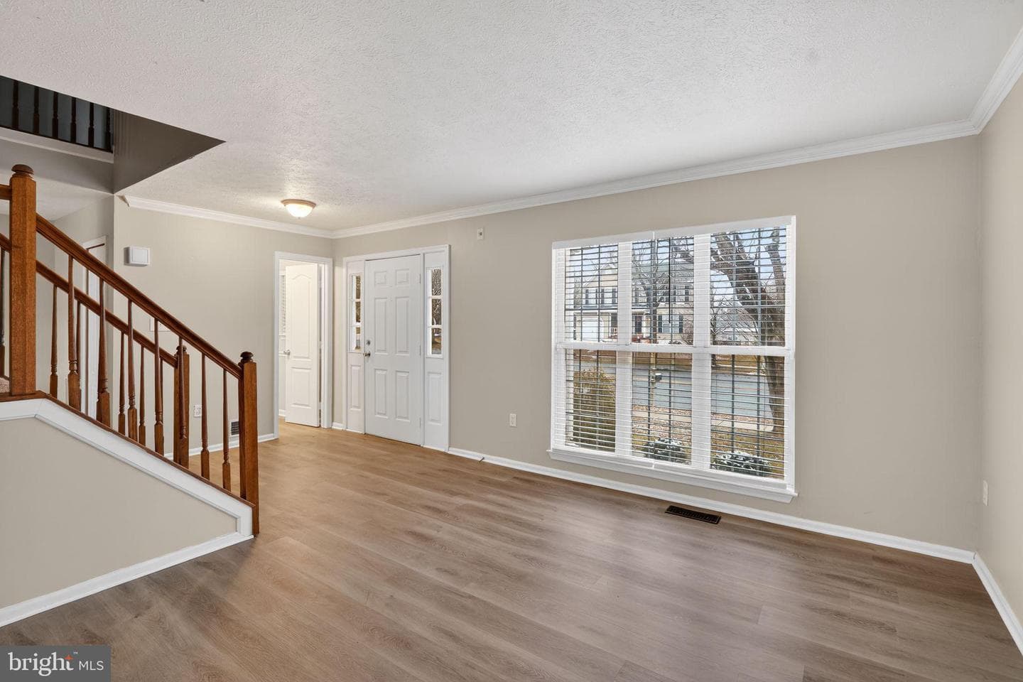 11102 Gunpowder Dr photo 4