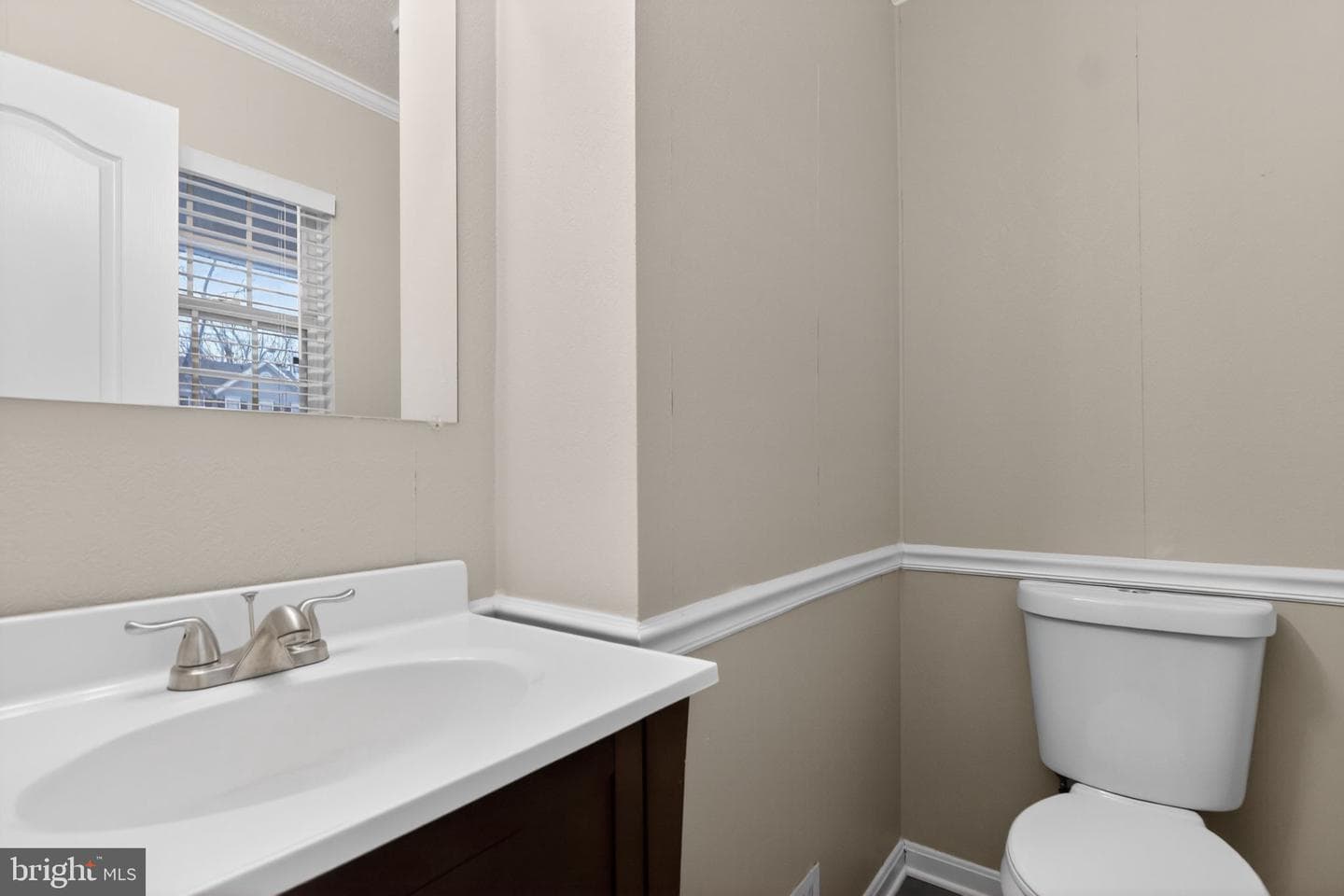 11102 Gunpowder Dr photo 7