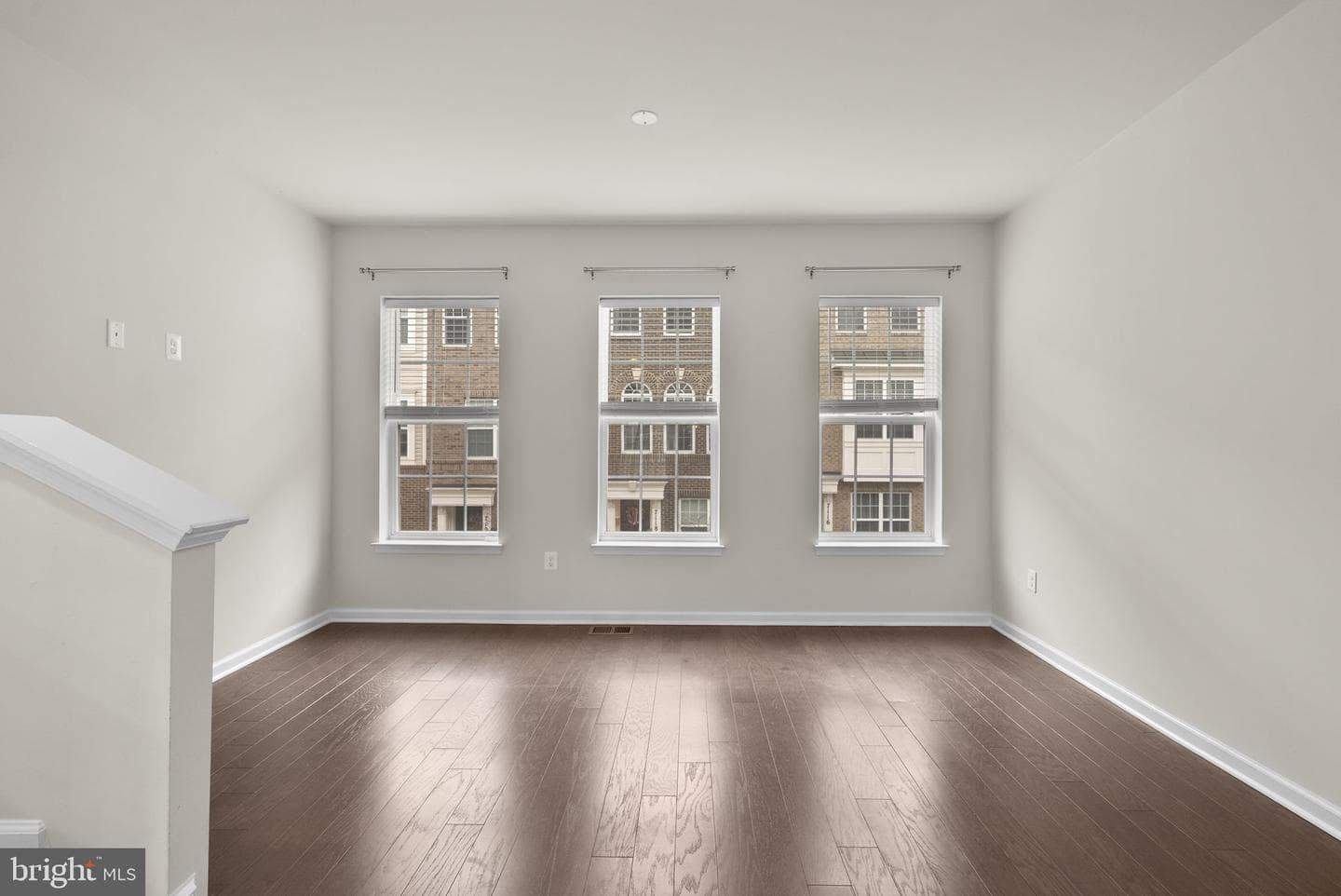 7117 Rowlock Alley photo 3