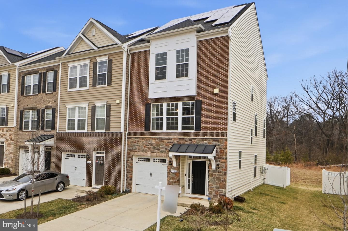 9008 Spruce Tree Lane photo 2