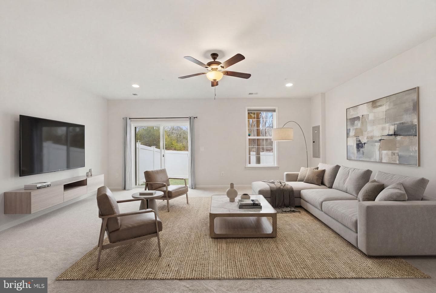 9008 Spruce Tree Lane photo 4