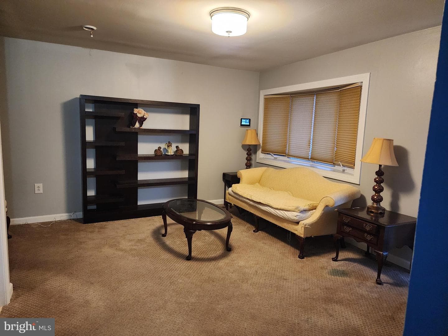 5481 Morris Avenue photo 3