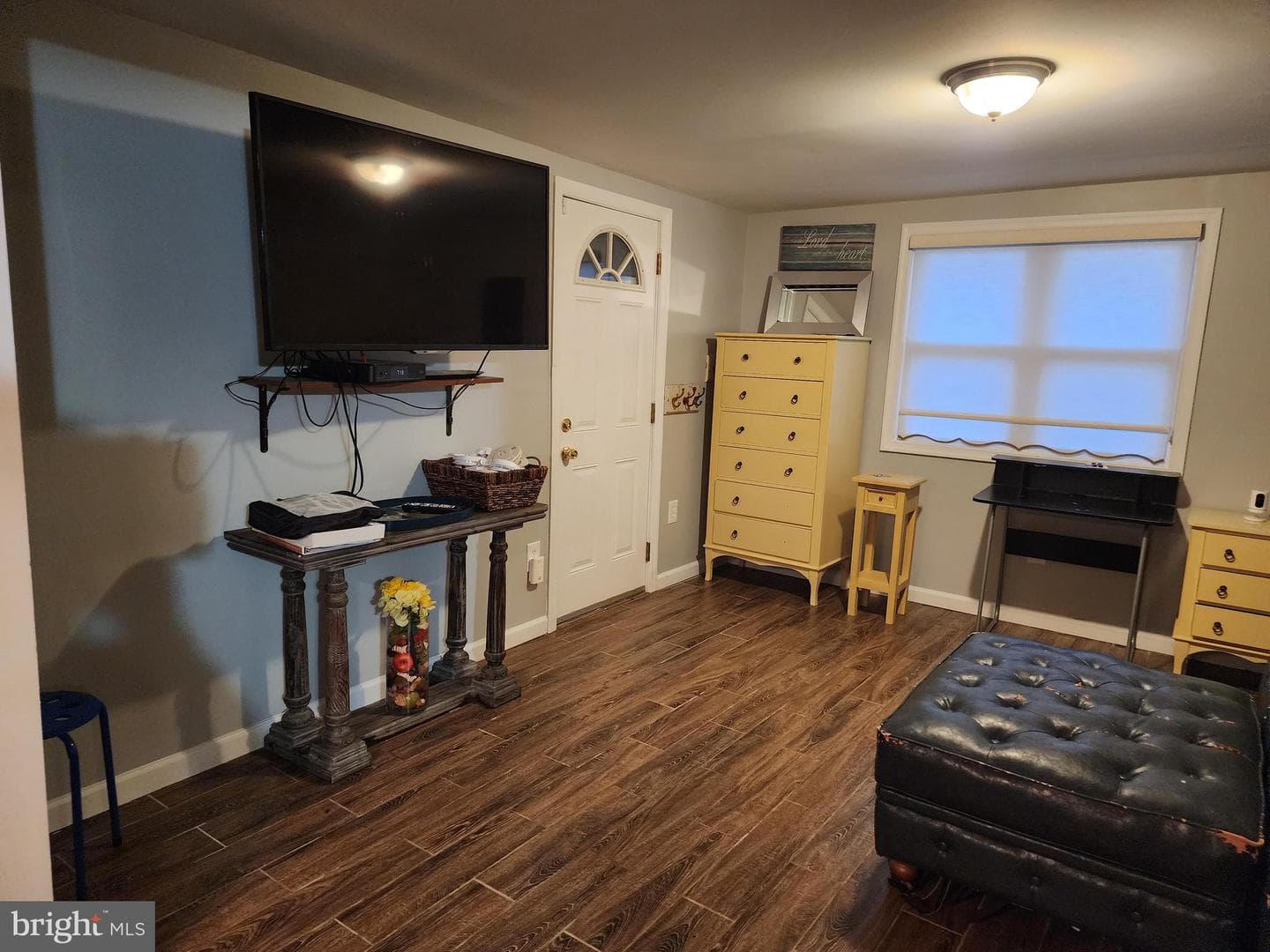 5481 Morris Avenue photo 8