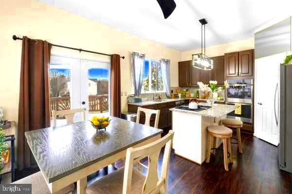 10913 Daniel Sim Court photo 10