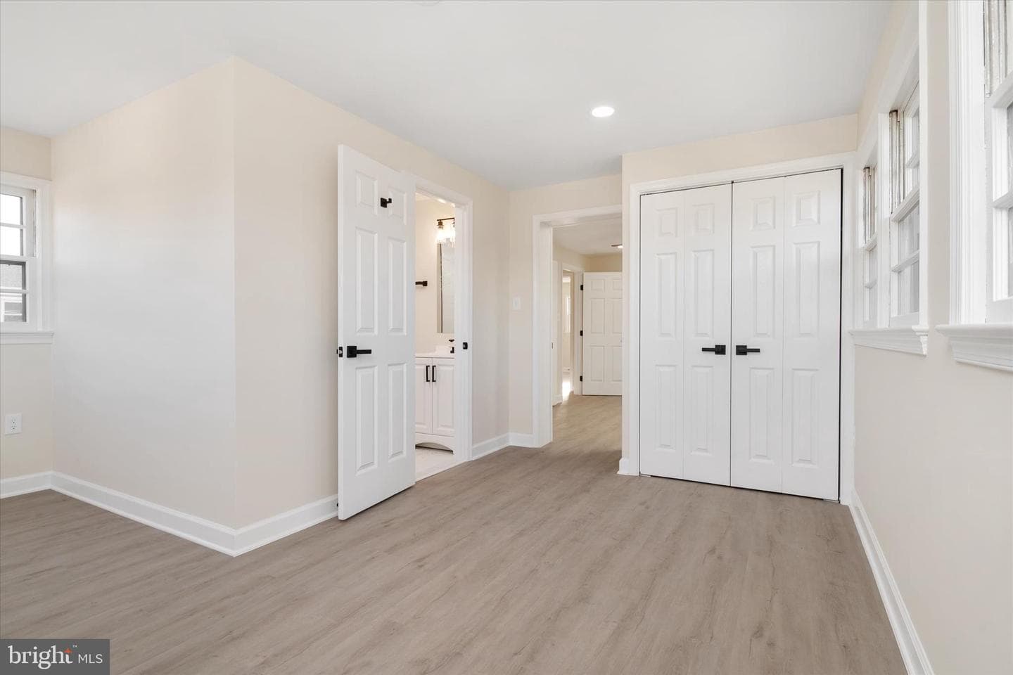 5009 Barto Avenue photo 25