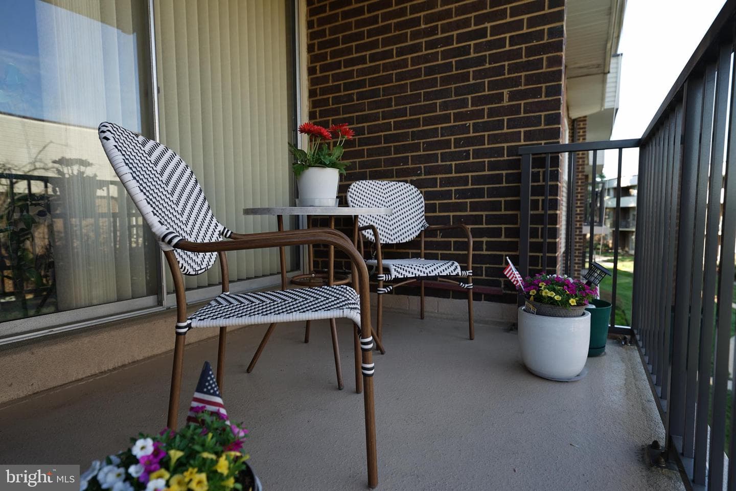10200 Prince Place #206 photo 7