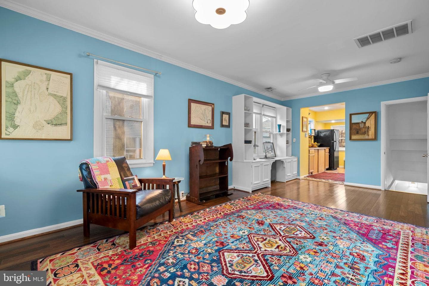 4004 Ingraham Street photo 4