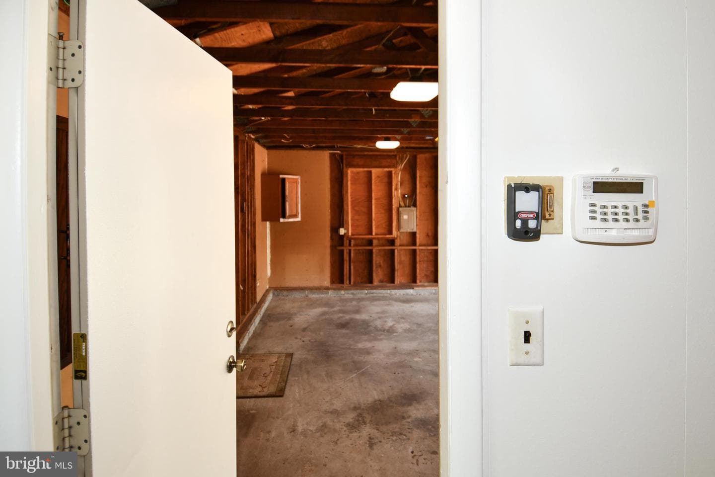 14405 Duckett Road photo 46