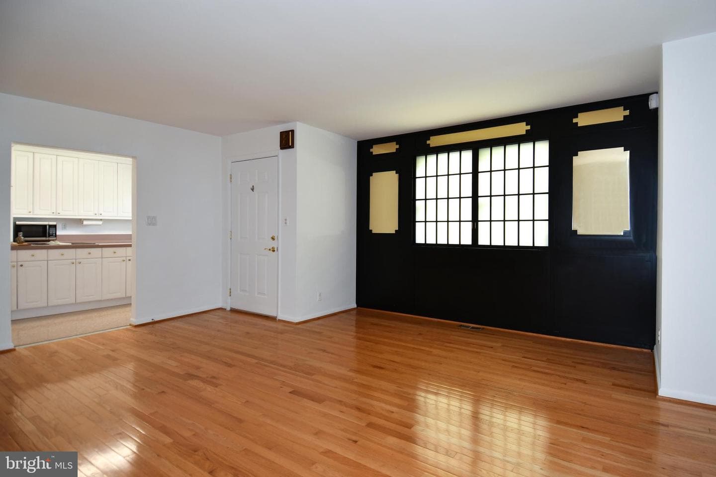 14405 Duckett Road photo 8