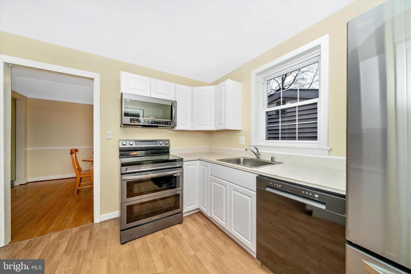 4615 Greenwood Road photo 12