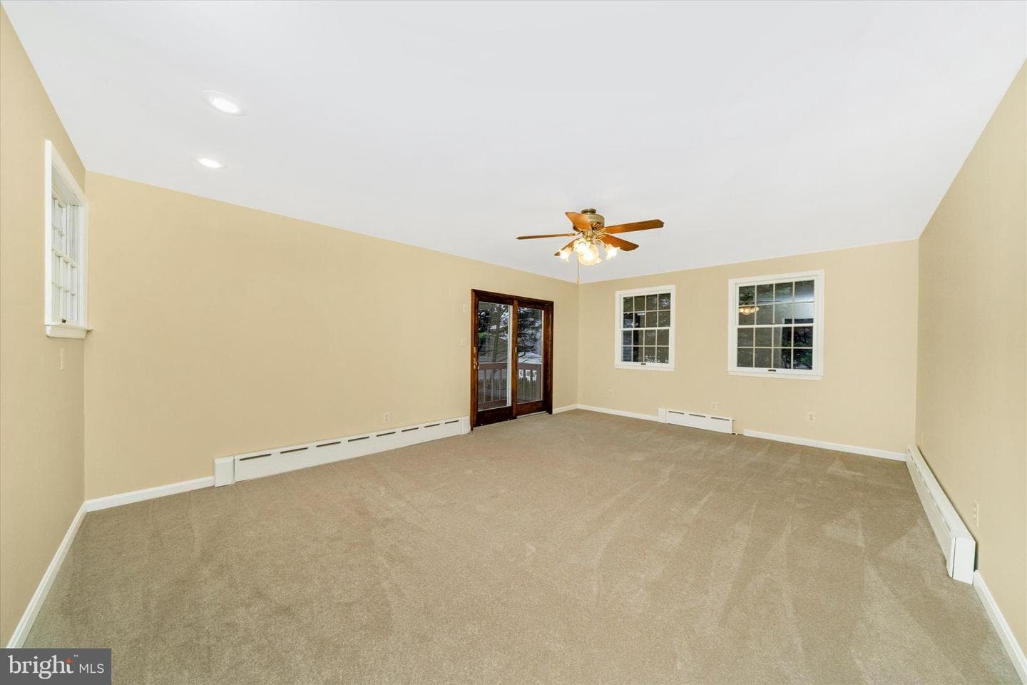 4615 Greenwood Road photo 14
