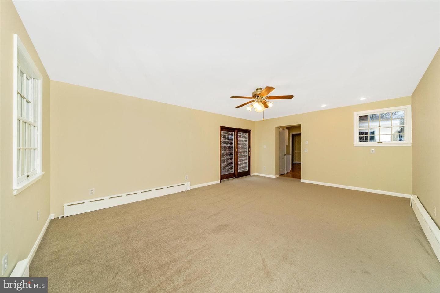 4615 Greenwood Road photo 16