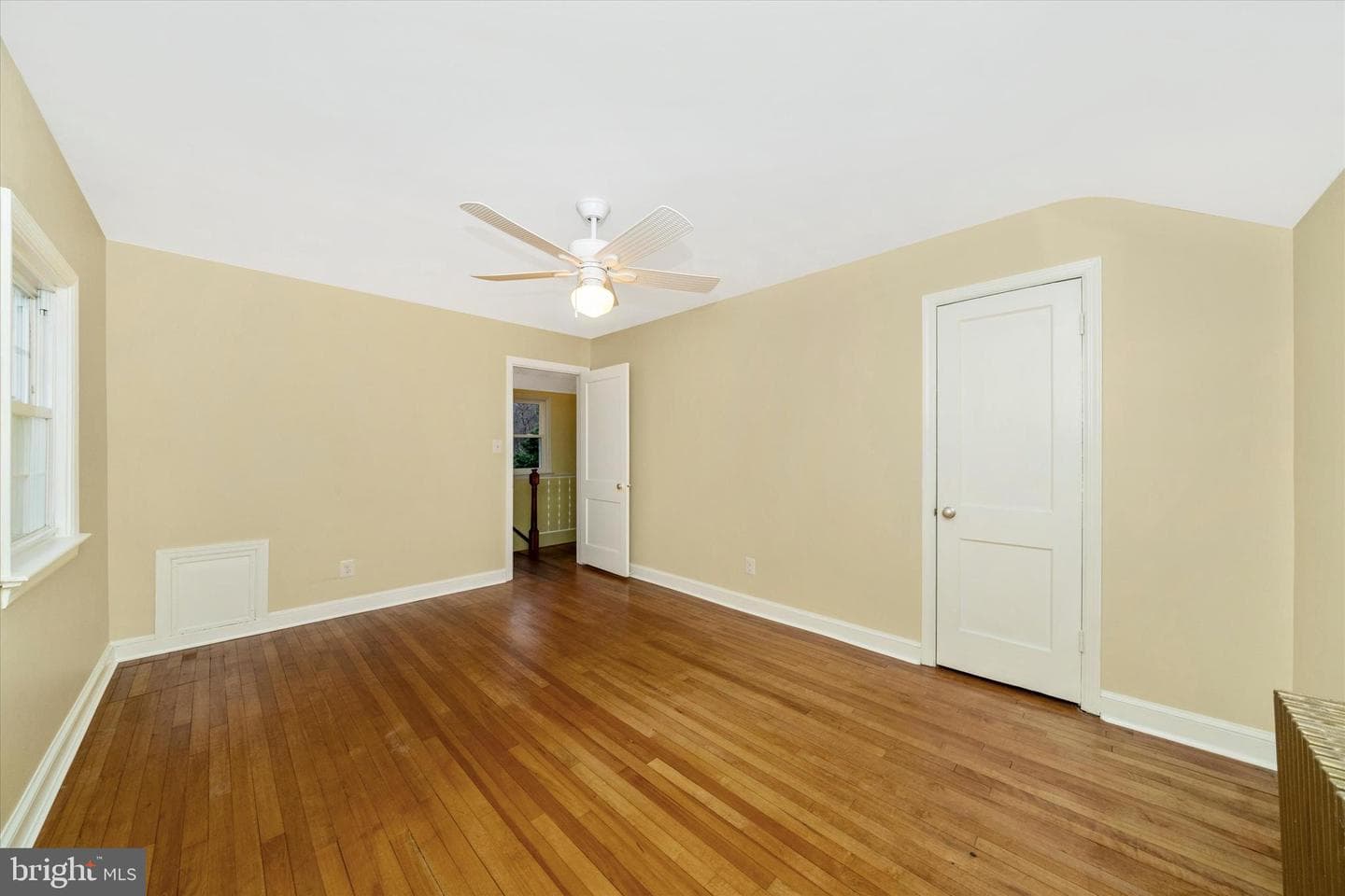 4615 Greenwood Road photo 19