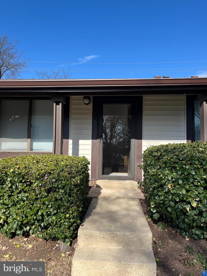 10172 Scotch Hill Drive